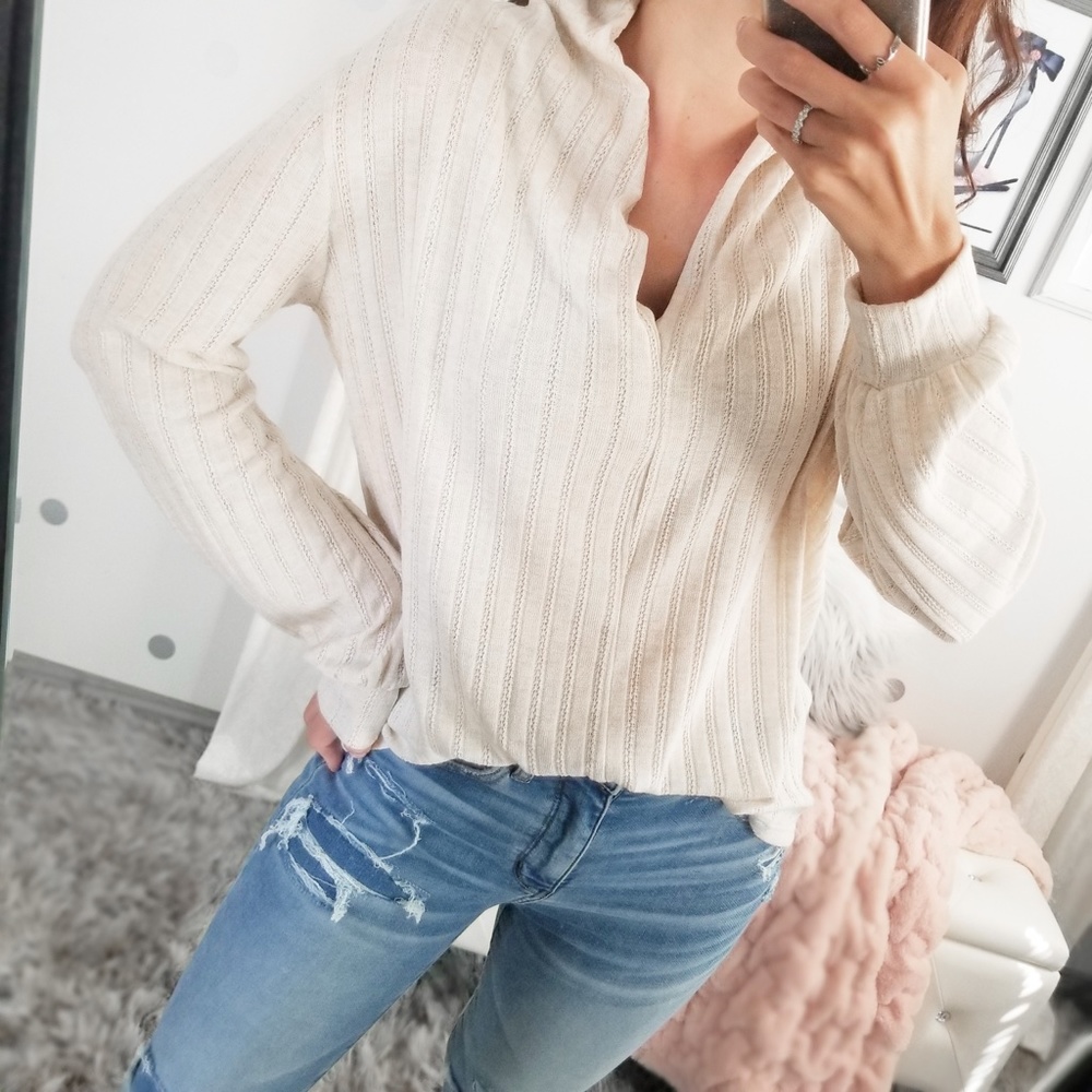 Last1️⃣ Taupe Pointelle Rib Knit V-Neck Lightweight Long Sleeve Top Spring Tops - Picture 3 of 8